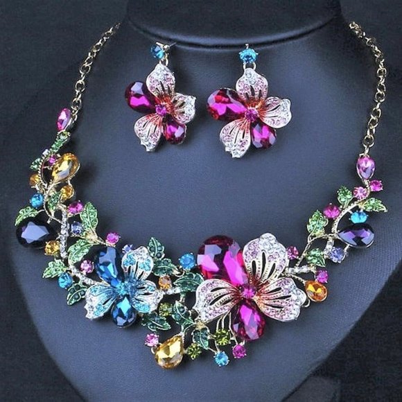Superb FLORAL Bouquet RAINBOW Flower JEWEL Betsey Johnson Necklace Earrings SET - Picture 6 of 8